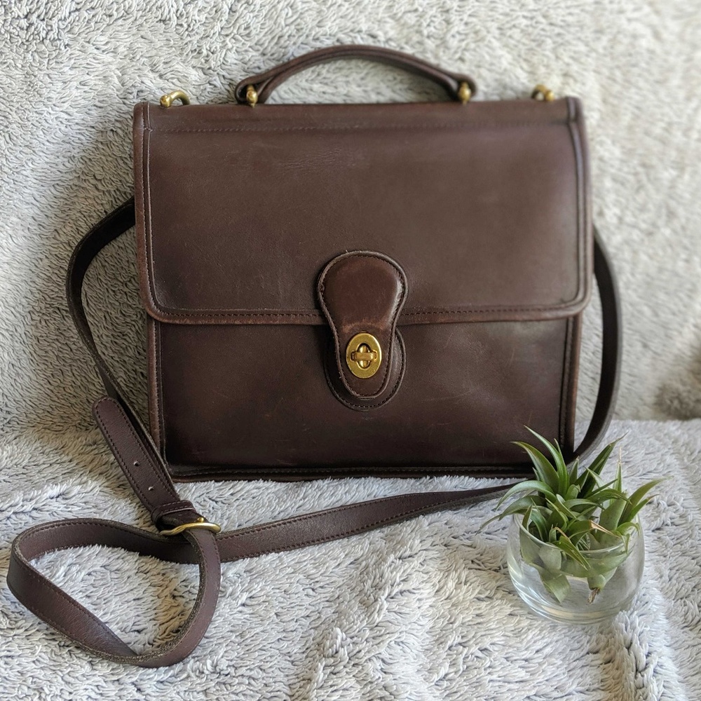 Vintage Legacy Coach Purse Crossbody Willis Bag